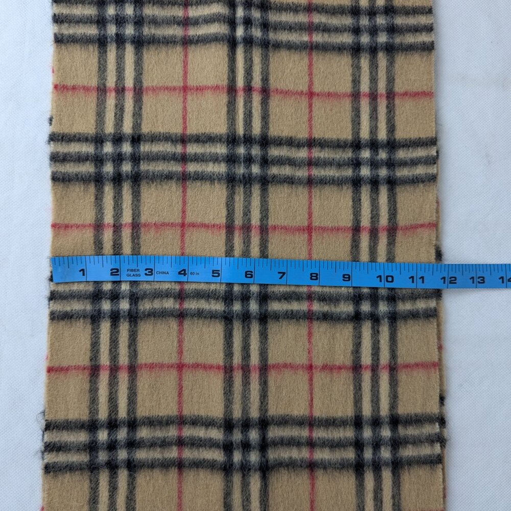BURBERRY Lambswool Beige Check Scarf – Classic Plaid – ICONIC LOOK – VALUE - Picture 5 of 6